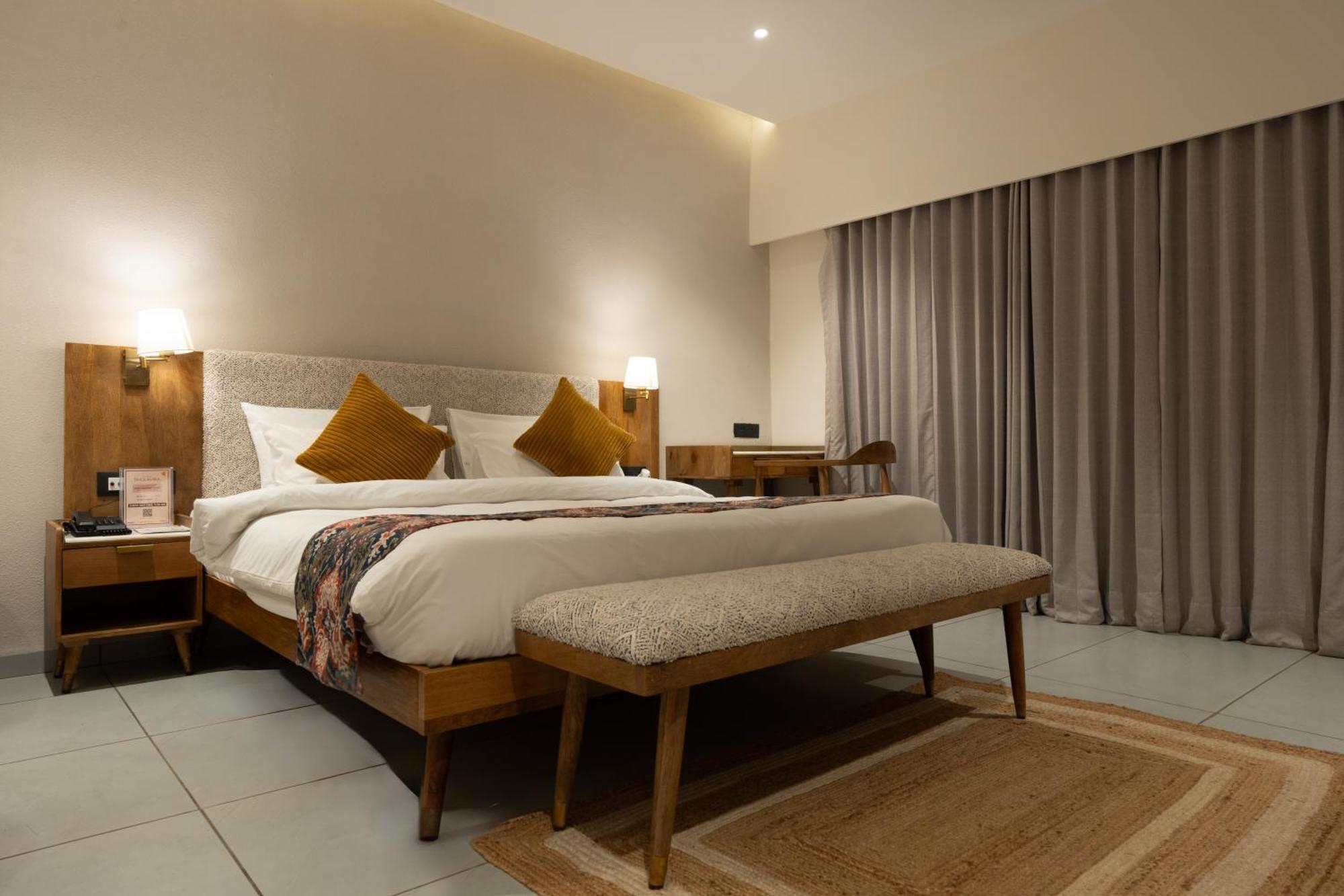 Evoke Dholavira Hotel Exterior photo